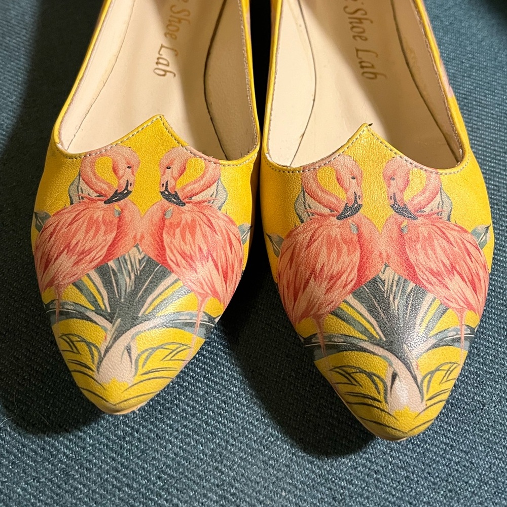 Flamingo Pointed Toe Flats - size 6.5/37(euro) - Picture 4 of 4